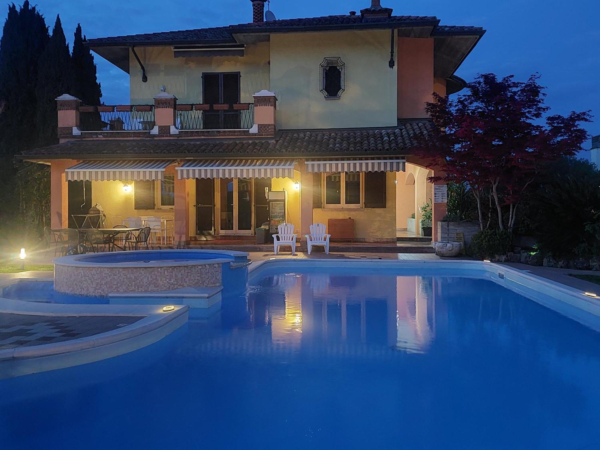 B&B Villa Giulia Дезенцано-дель-Гарда Екстер'єр фото