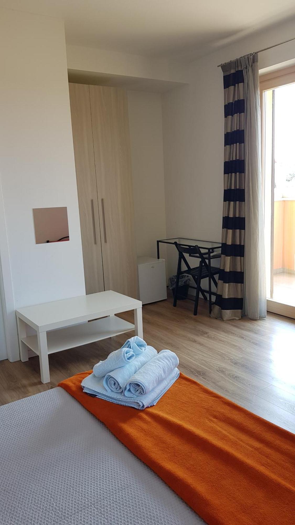 B&B Villa Giulia Дезенцано-дель-Гарда Номер фото