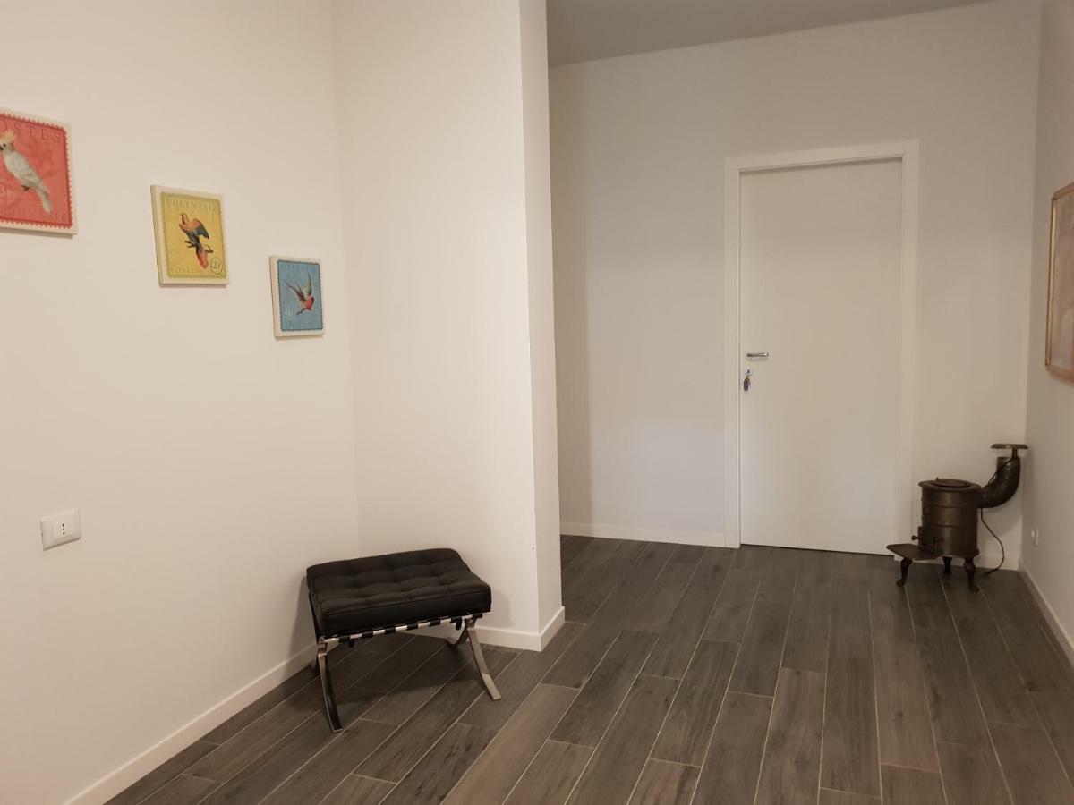 B&B Villa Giulia Дезенцано-дель-Гарда Екстер'єр фото