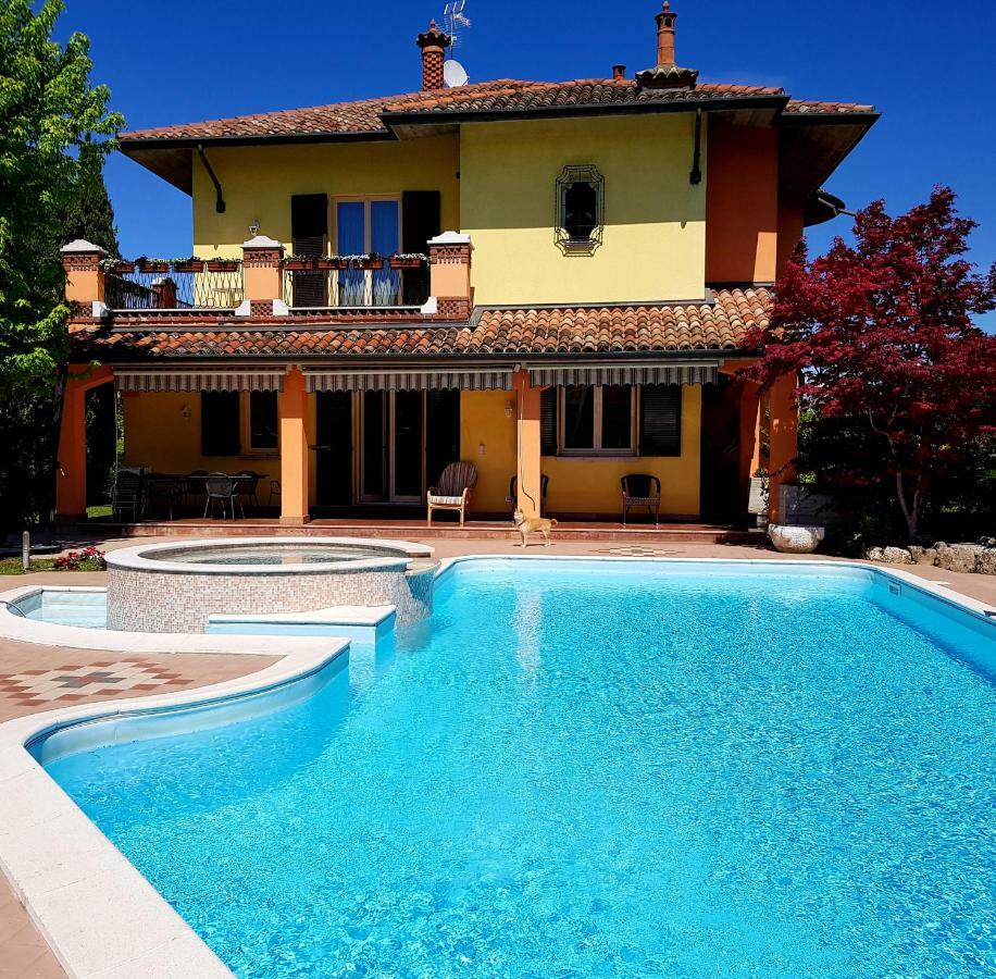 B&B Villa Giulia Дезенцано-дель-Гарда Екстер'єр фото