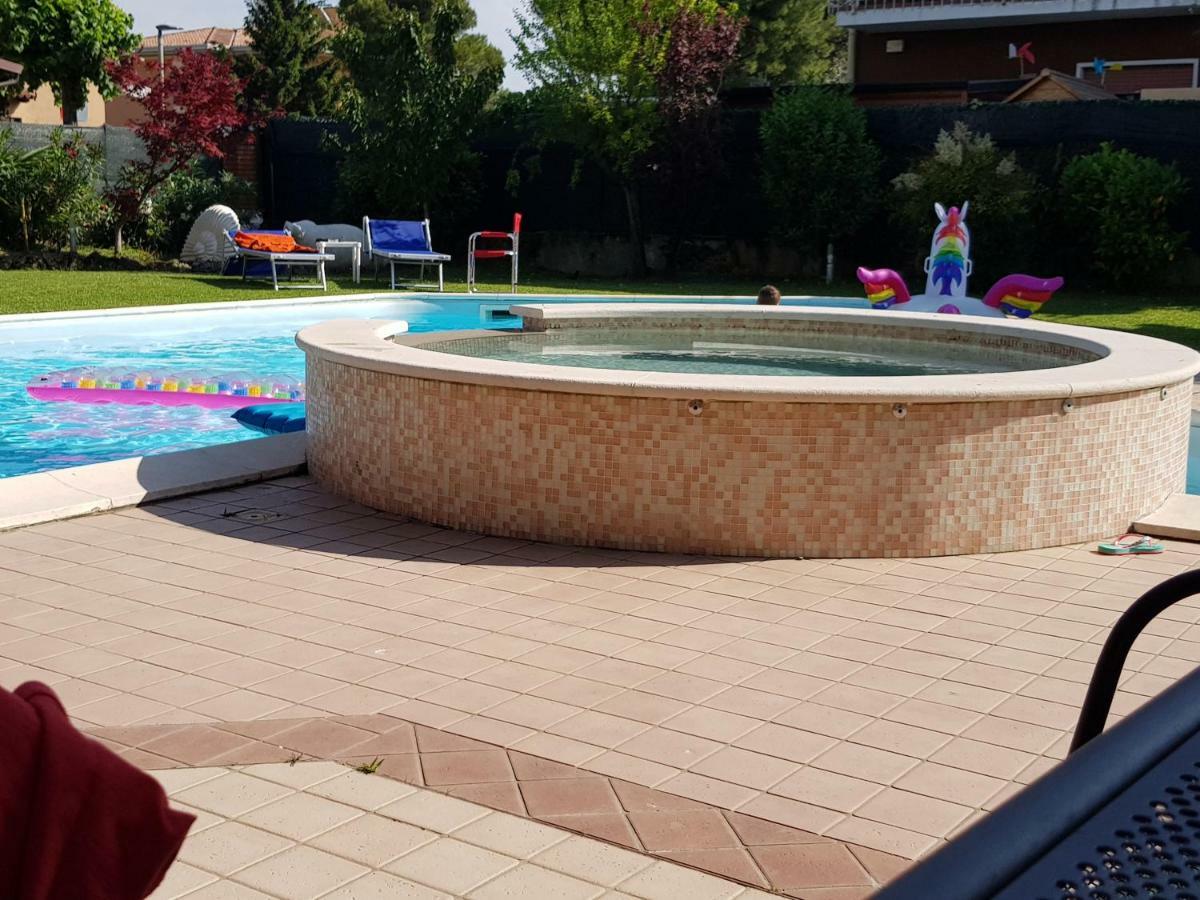 B&B Villa Giulia Дезенцано-дель-Гарда Екстер'єр фото