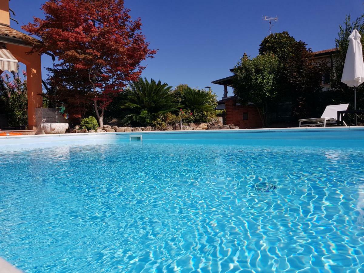 B&B Villa Giulia Дезенцано-дель-Гарда Екстер'єр фото